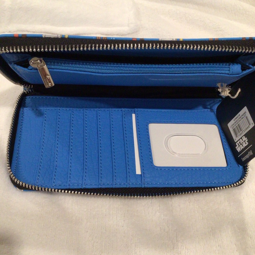 Loungefly Star Wars Action Figures Wallet - Picture 6 of 6